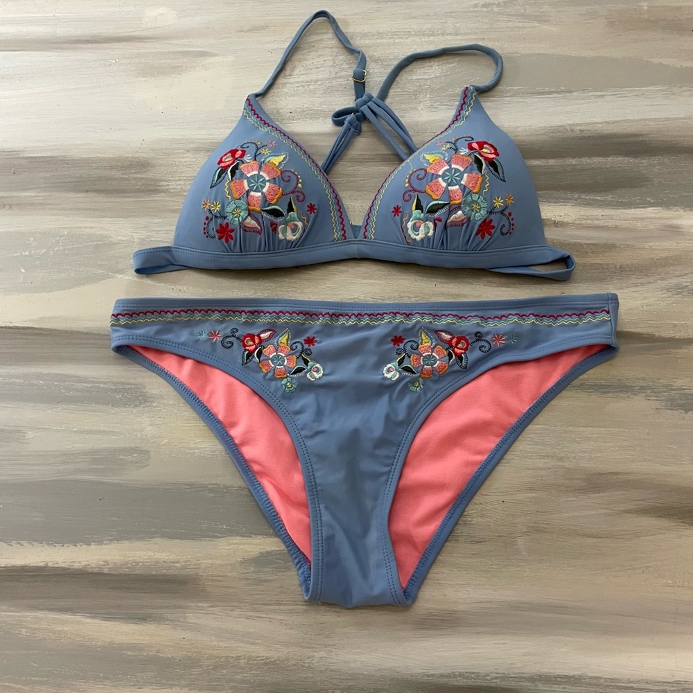 Time and Tru Embroidery Bikini 👙 Sz 12-14 EUC
